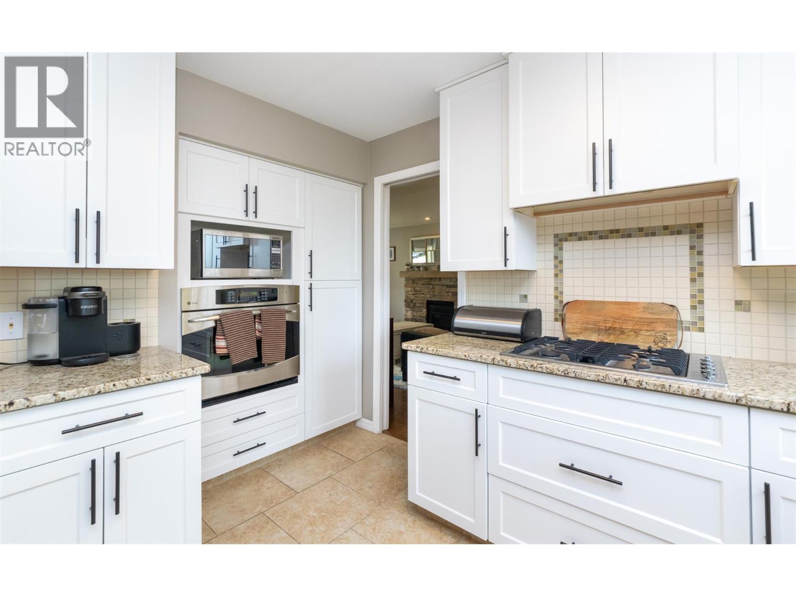 1681 18 Avenue Se, Salmon Arm, British Columbia  V1E 2M9 - Photo 17 - 10366921