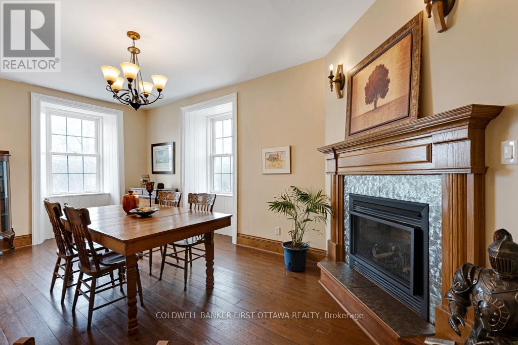 28 South Street, Drummond/north Elmsley, Ontario  K7H 2G1 - Photo 14 - X12074264