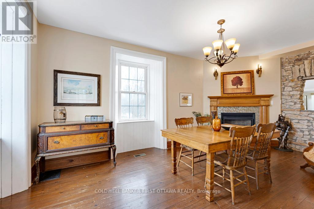 28 South Street, Drummond/north Elmsley, Ontario  K7H 2G1 - Photo 13 - X12074264