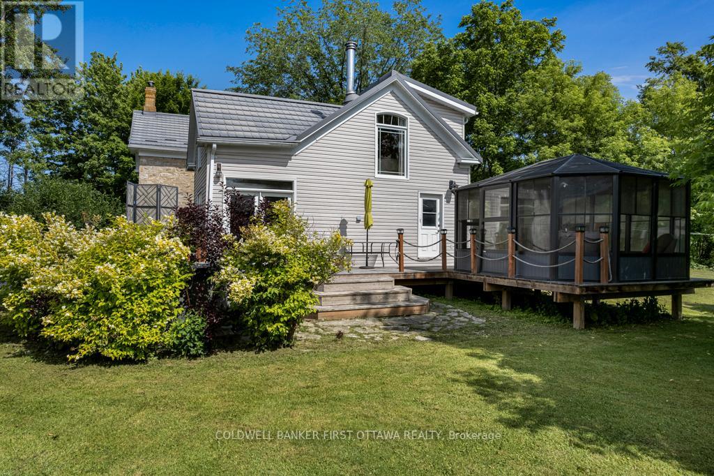 28 South Street, Drummond/north Elmsley, Ontario  K7H 2G1 - Photo 36 - X12074264