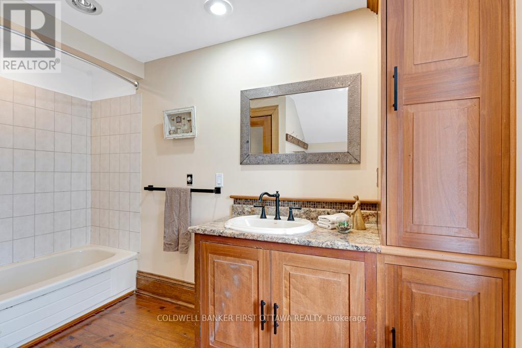 28 South Street, Drummond/north Elmsley, Ontario  K7H 2G1 - Photo 34 - X12074264