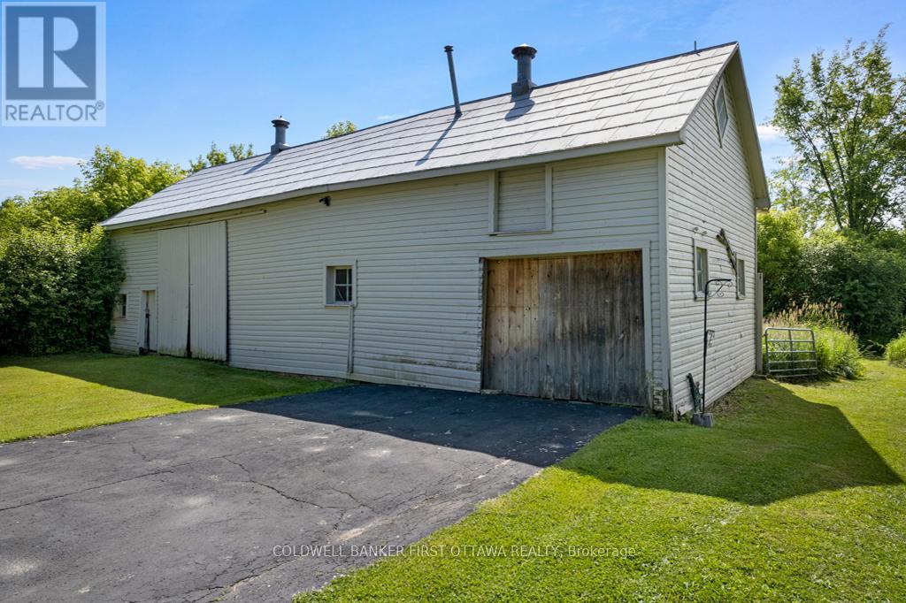 28 South Street, Drummond/north Elmsley, Ontario  K7H 2G1 - Photo 38 - X12074264