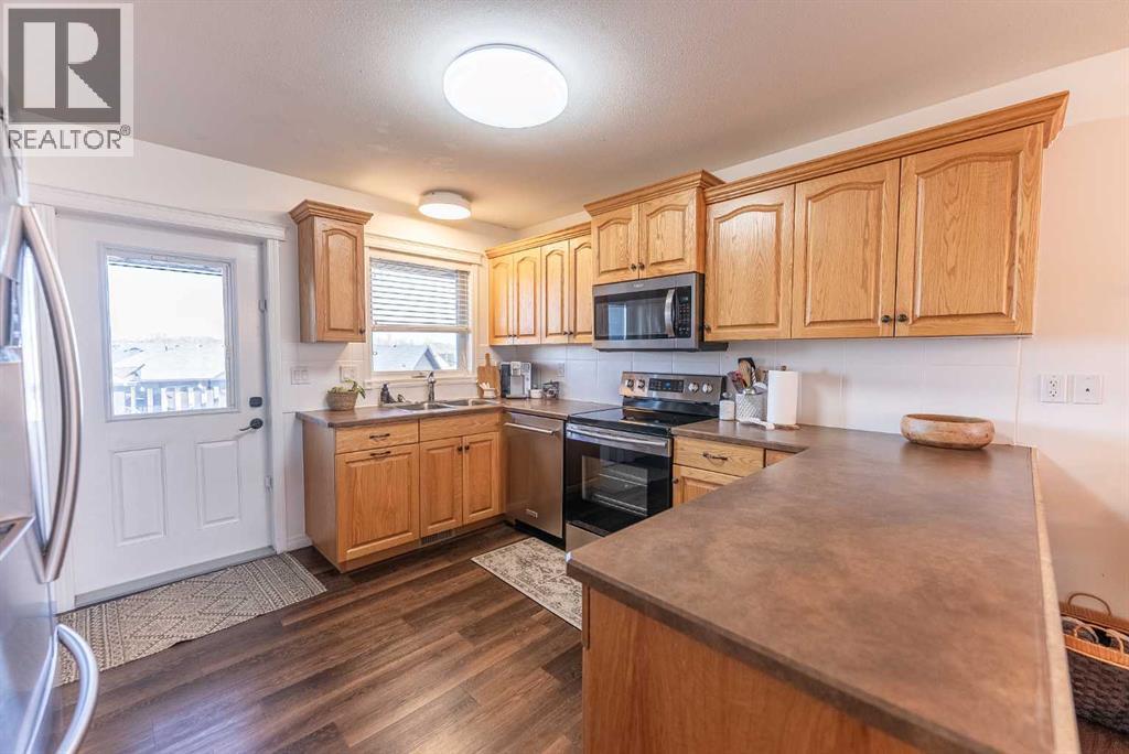 6 Rolling Hills Bay, Blackfalds, Alberta  T0M 0J0 - Photo 28 - A2267843