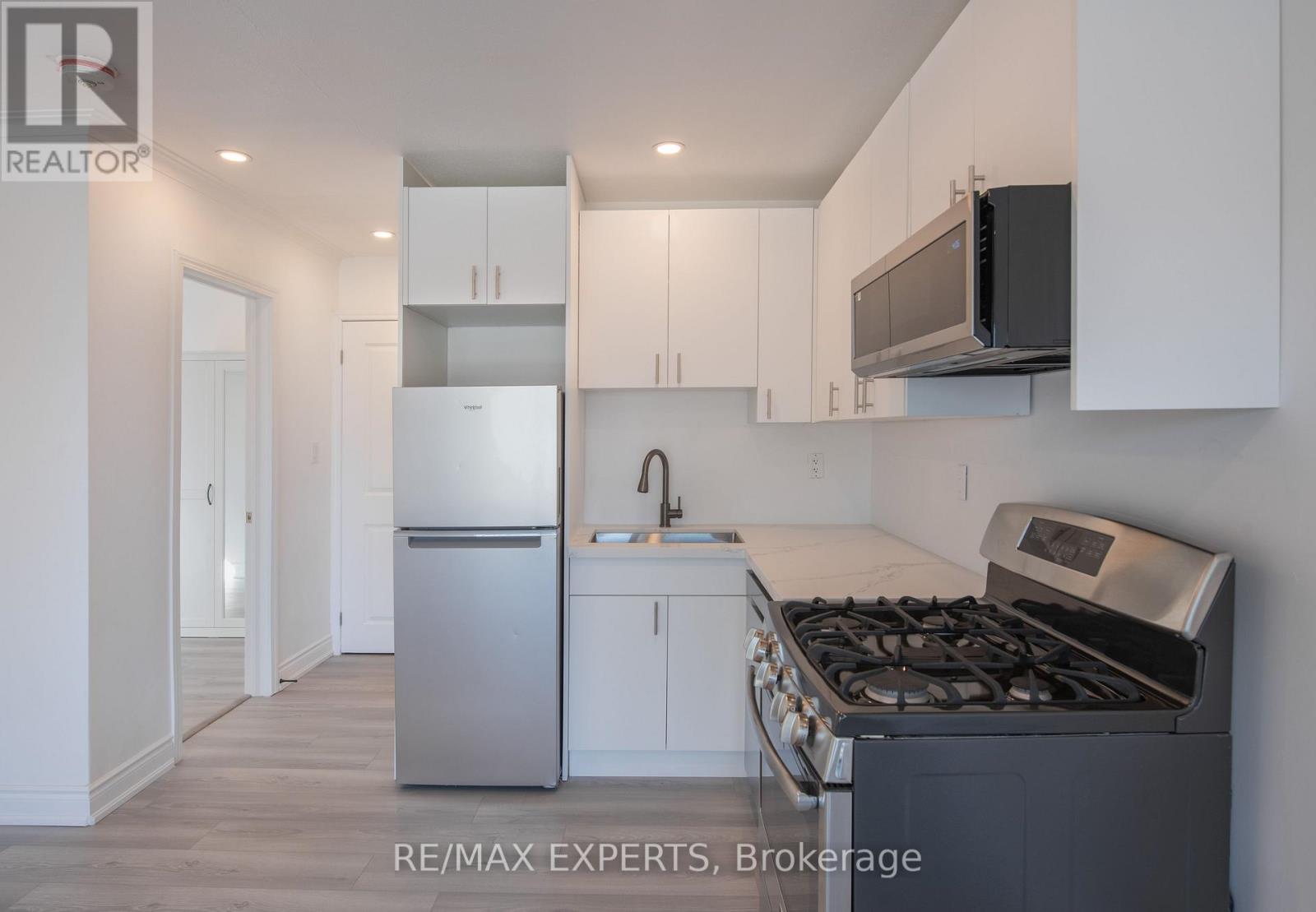 2 - 59 Bowhill Crescent, Toronto, Ontario  M2J 3S1 - Photo 6 - C12492064