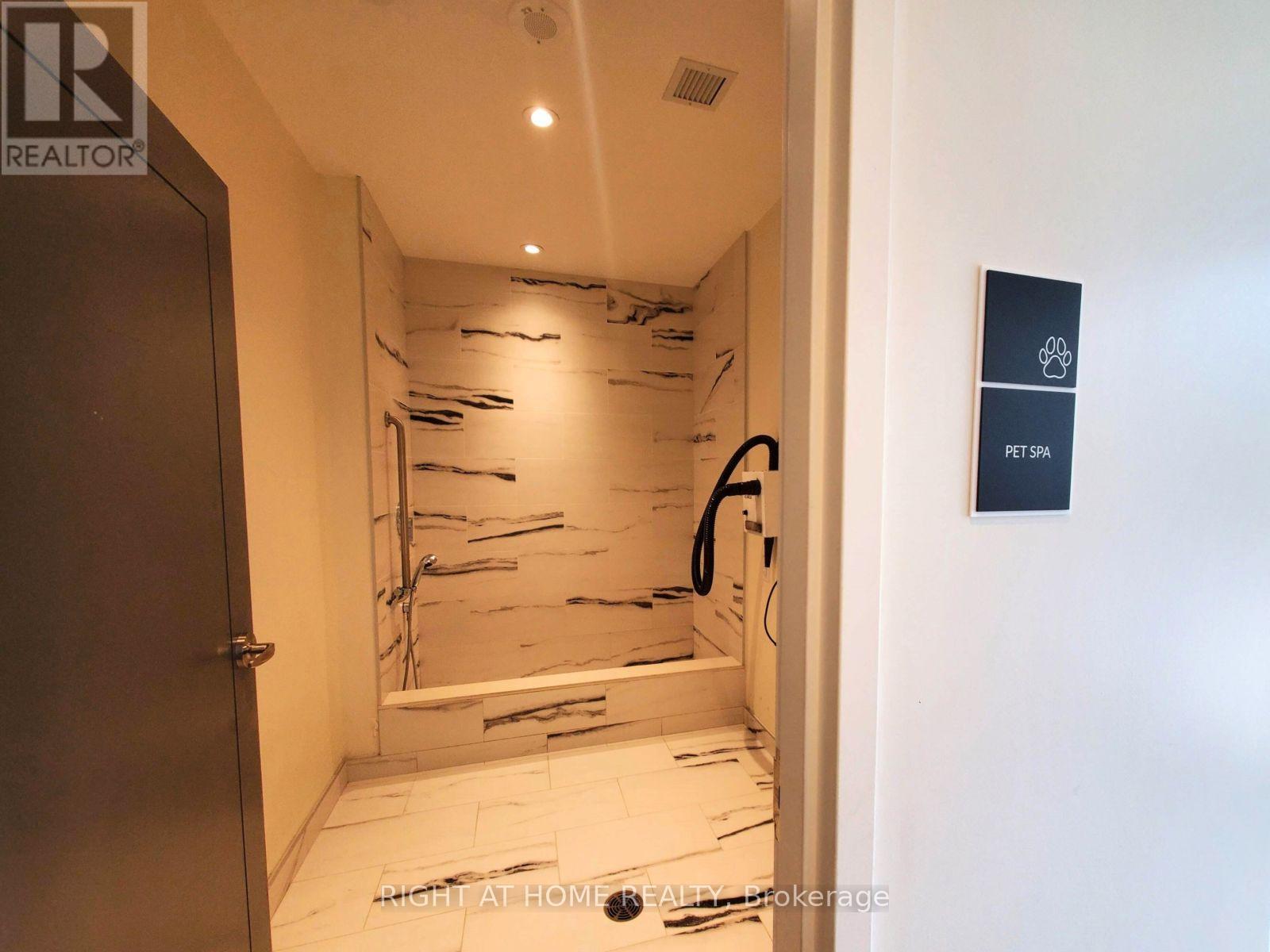 1308 - 33 Frederick Todd Way, Toronto, Ontario  M4G 0C9 - Photo 27 - C12492070