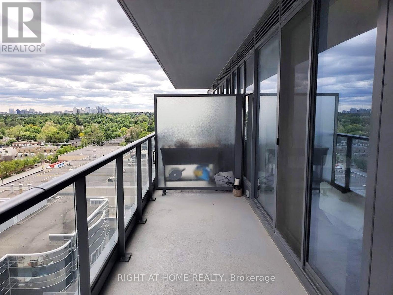 1308 - 33 Frederick Todd Way, Toronto, Ontario  M4G 0C9 - Photo 7 - C12492070