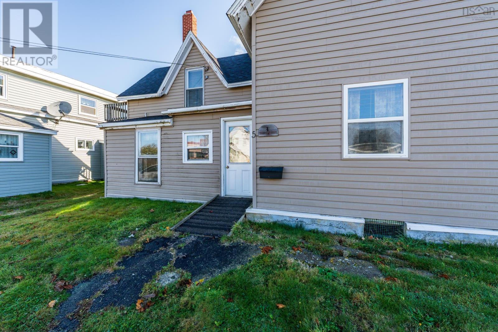 16 Commercial Street, Yarmouth, Nova Scotia  B5A 3R6 - Photo 32 - 202526789