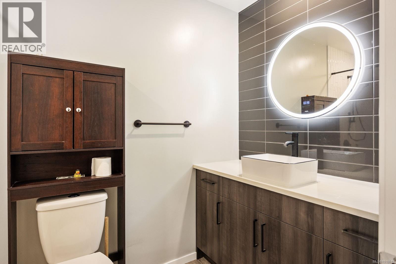 6 375 21st St, Courtenay, British Columbia  V9N 2B6 - Photo 8 - 1018612