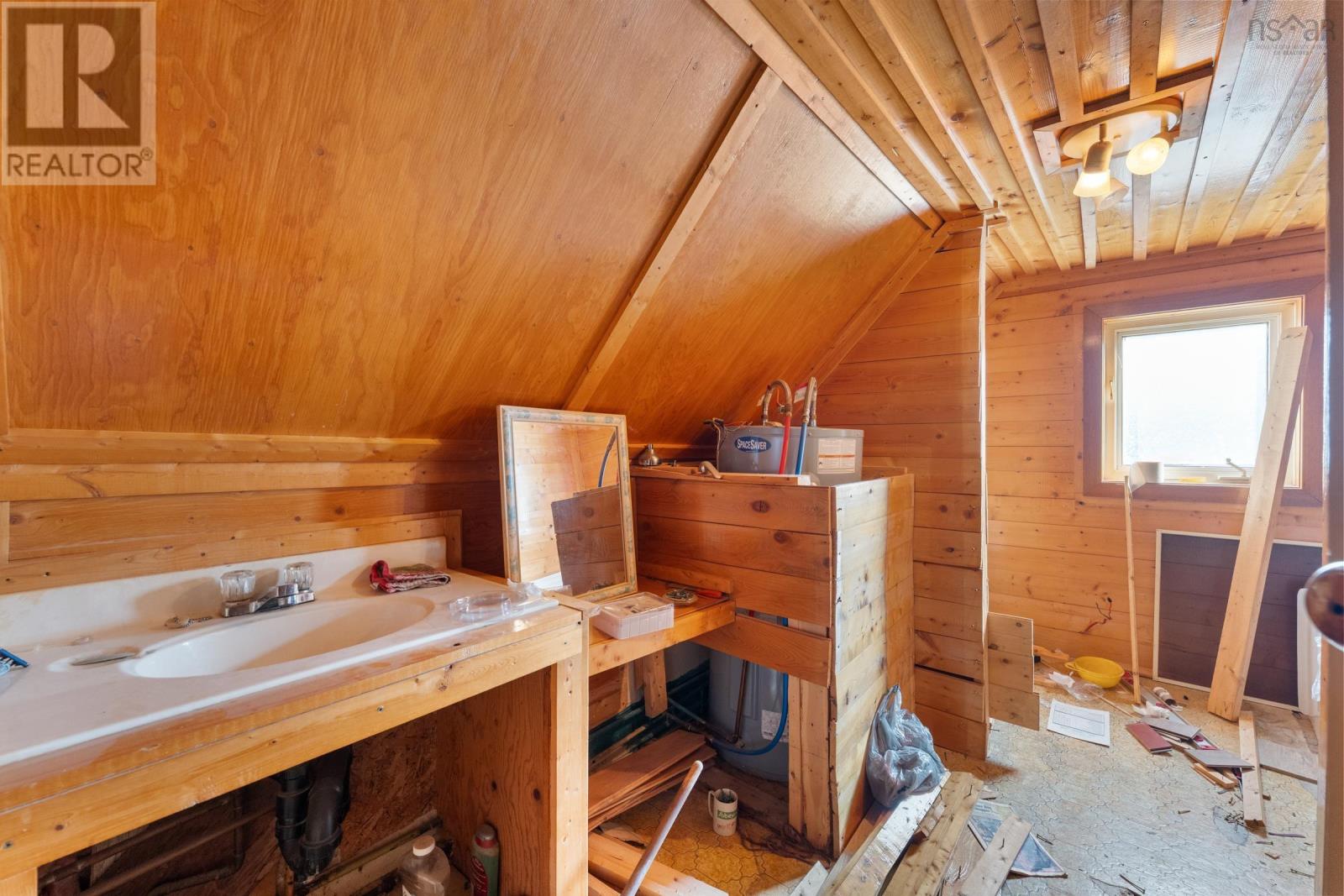 16 Commercial Street, Yarmouth, Nova Scotia  B5A 3R6 - Photo 25 - 202526790