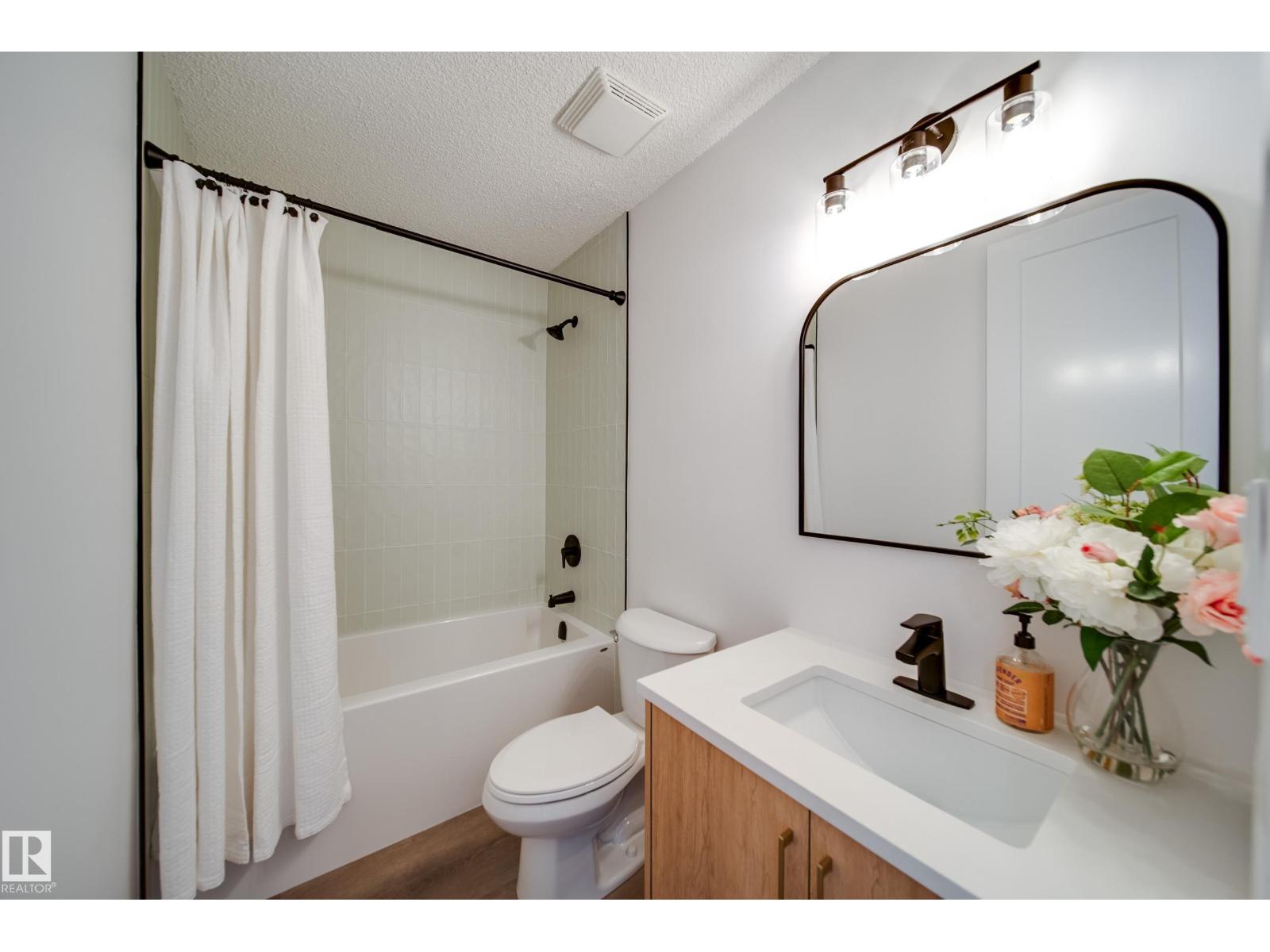 9949 171 Av Nw, Edmonton, Alberta  T5X 4X2 - Photo 16 - E4464042