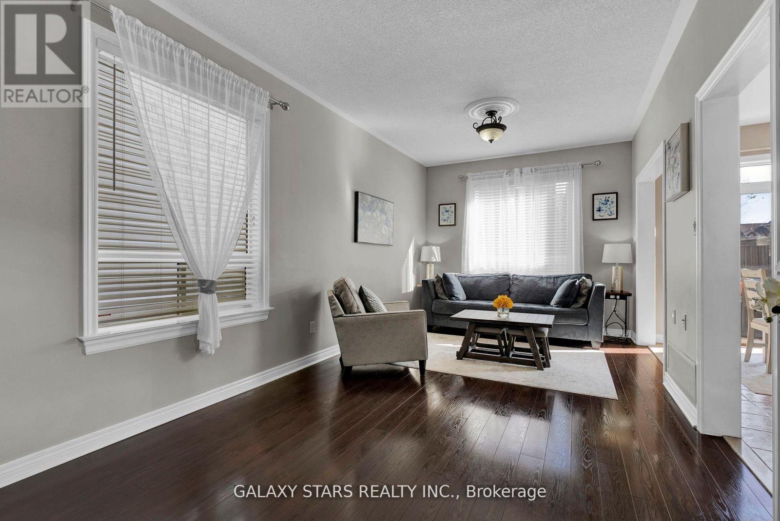 74 Northgrove Crescent, Whitby, Ontario  L1M 2M9 - Photo 10 - E12491986