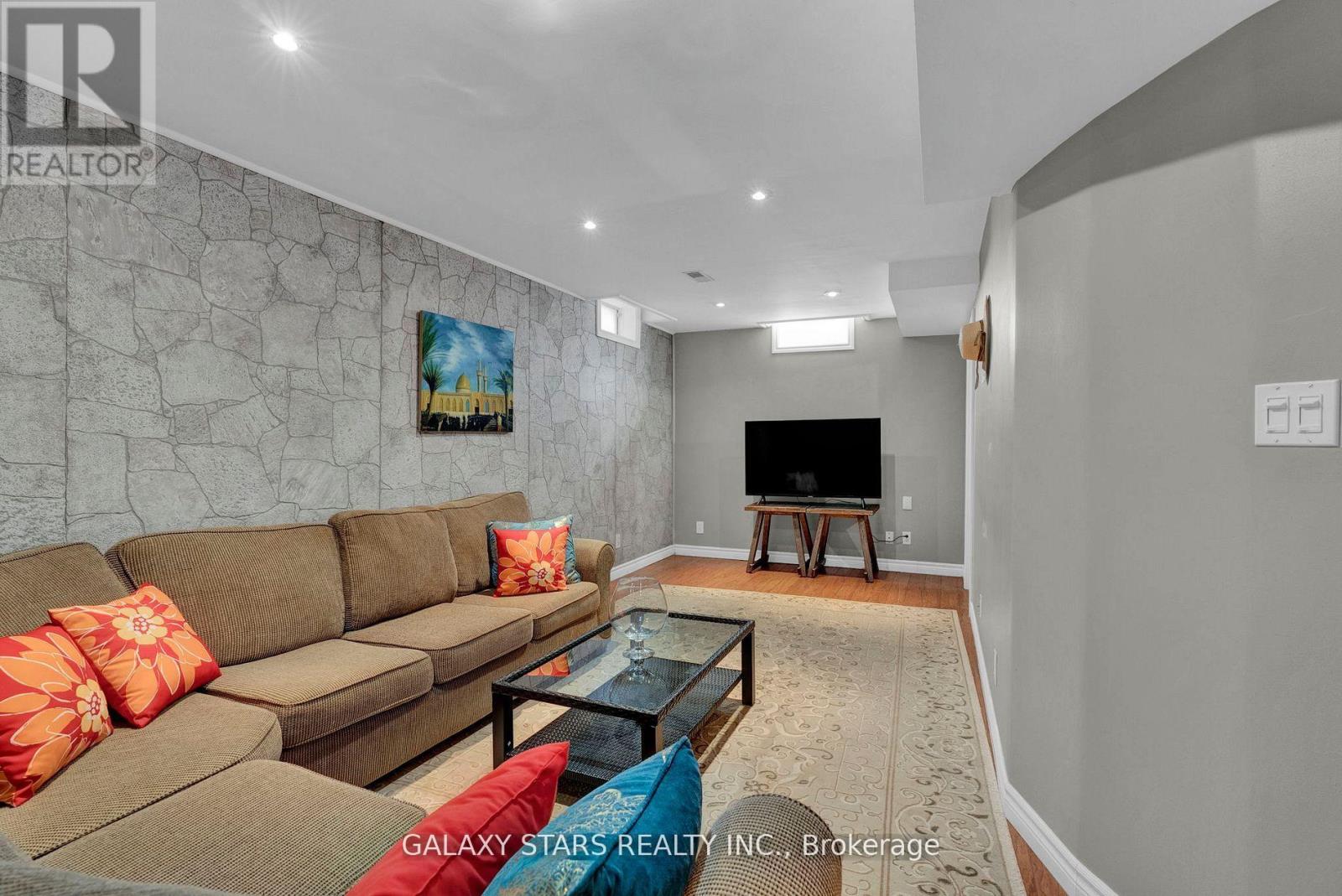 74 Northgrove Crescent, Whitby, Ontario  L1M 2M9 - Photo 42 - E12491986