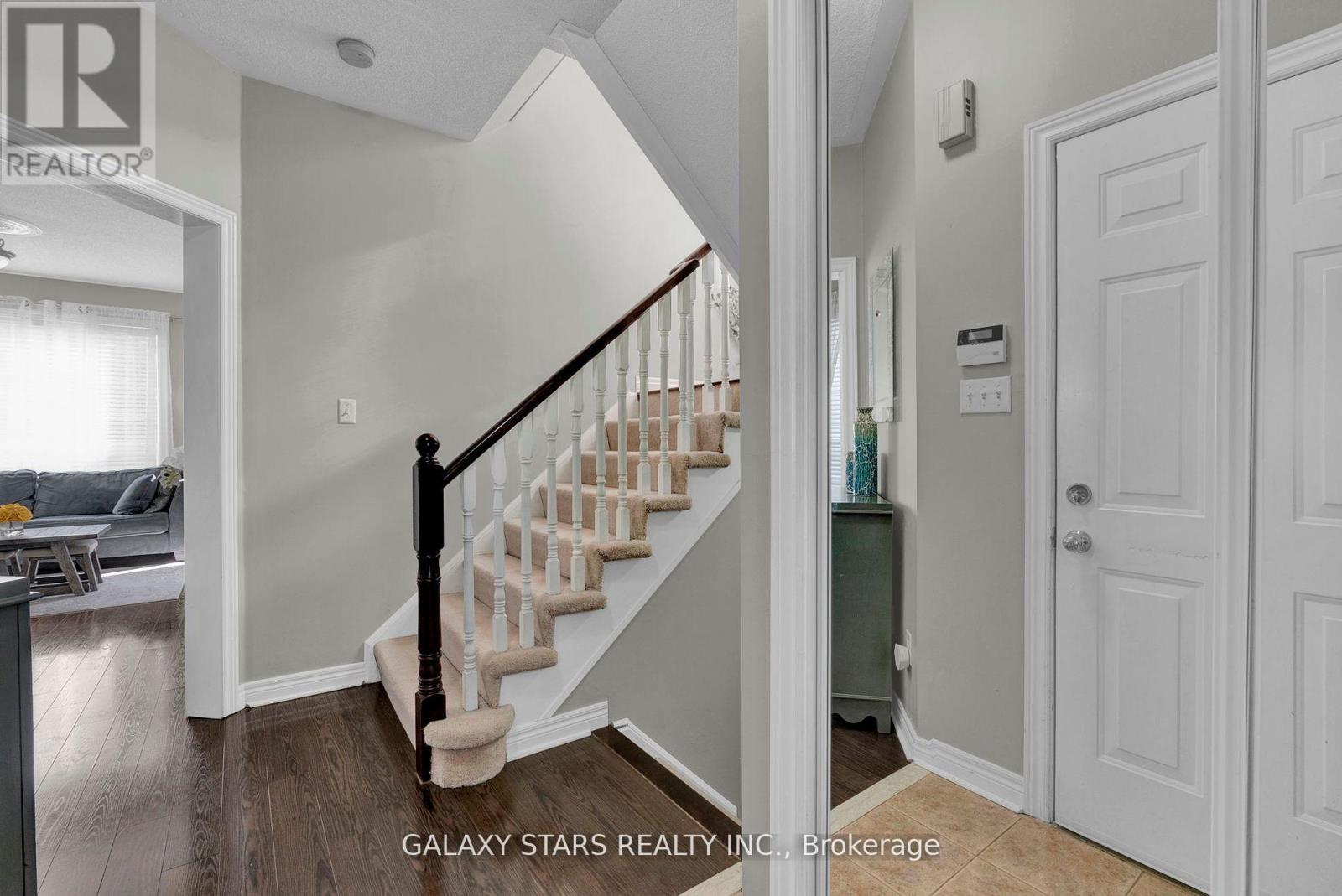 74 Northgrove Crescent, Whitby, Ontario  L1M 2M9 - Photo 8 - E12491986