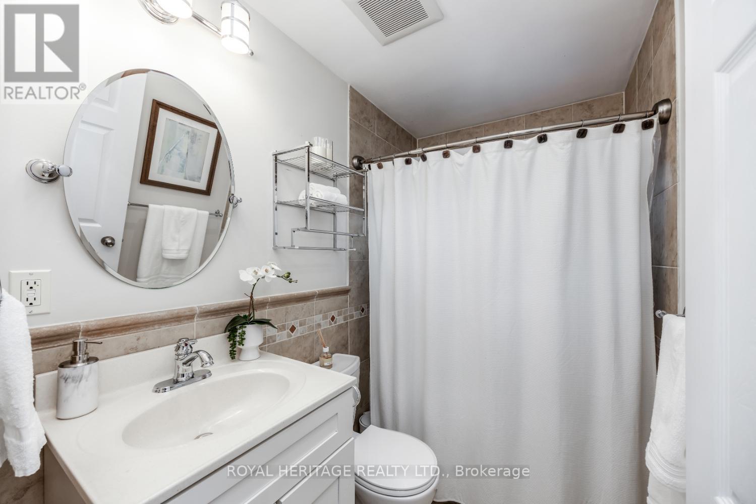 717 Fairview Avenue, Pickering, Ontario  L1W 1M6 - Photo 23 - E12491988