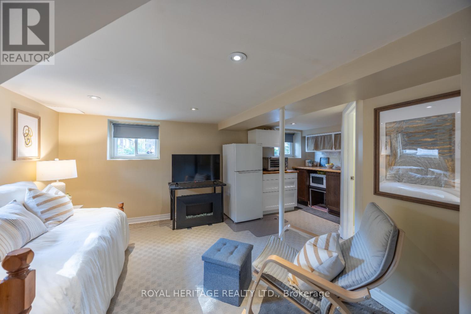 717 Fairview Avenue, Pickering, Ontario  L1W 1M6 - Photo 27 - E12491988