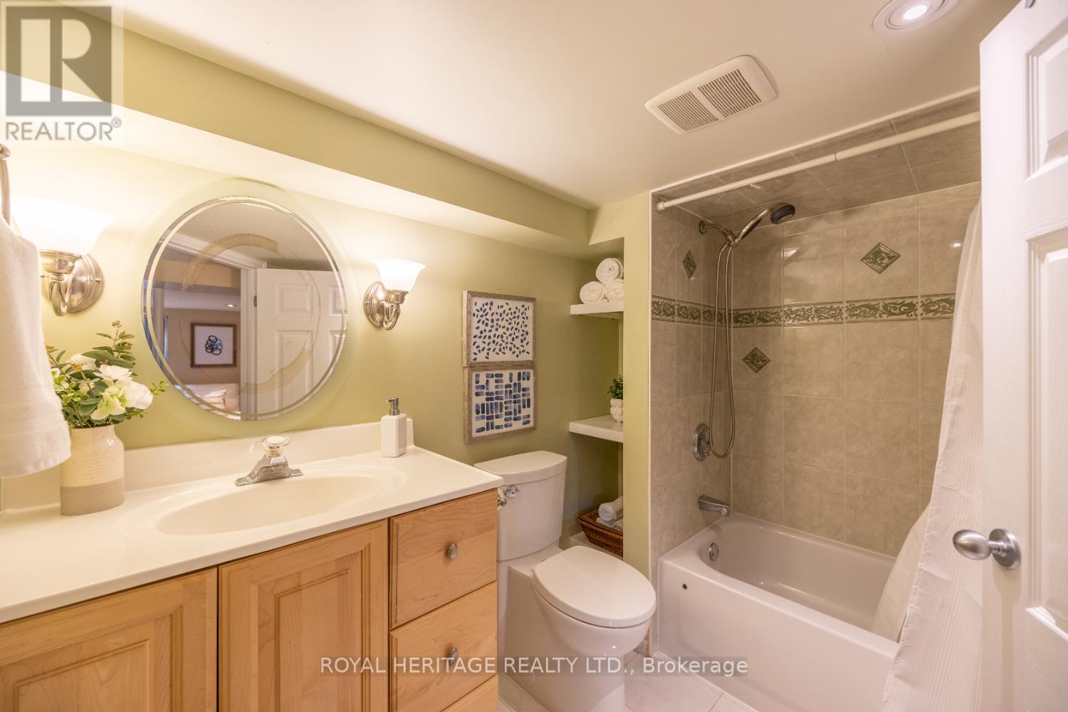 717 Fairview Avenue, Pickering, Ontario  L1W 1M6 - Photo 29 - E12491988