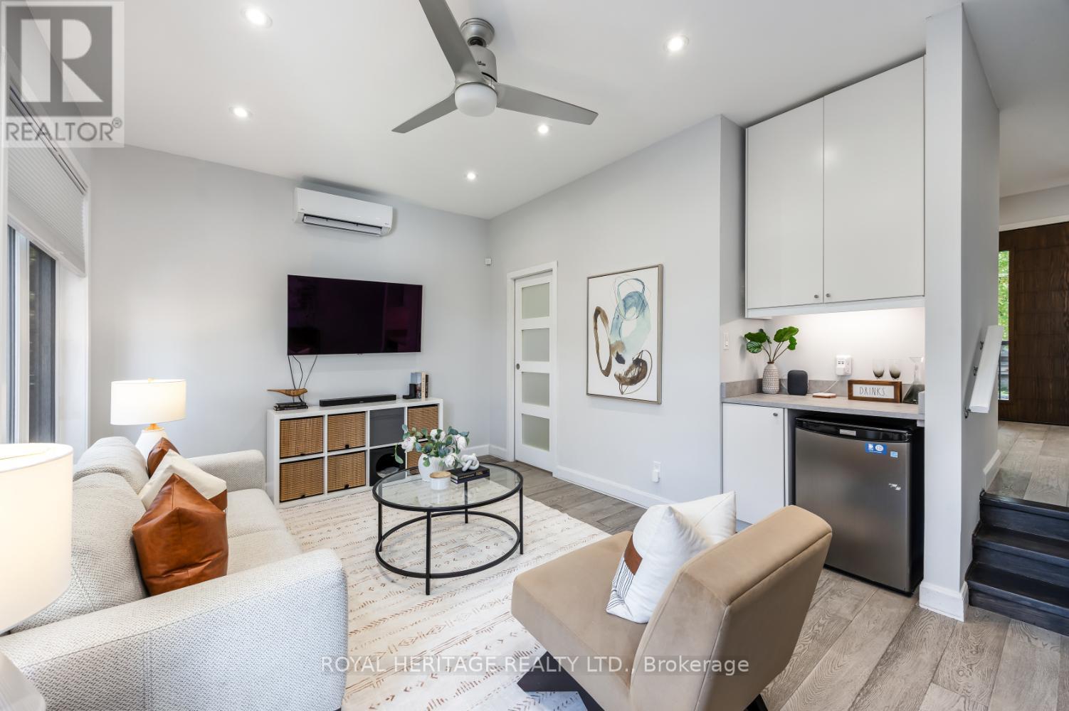 717 Fairview Avenue, Pickering, Ontario  L1W 1M6 - Photo 7 - E12491988