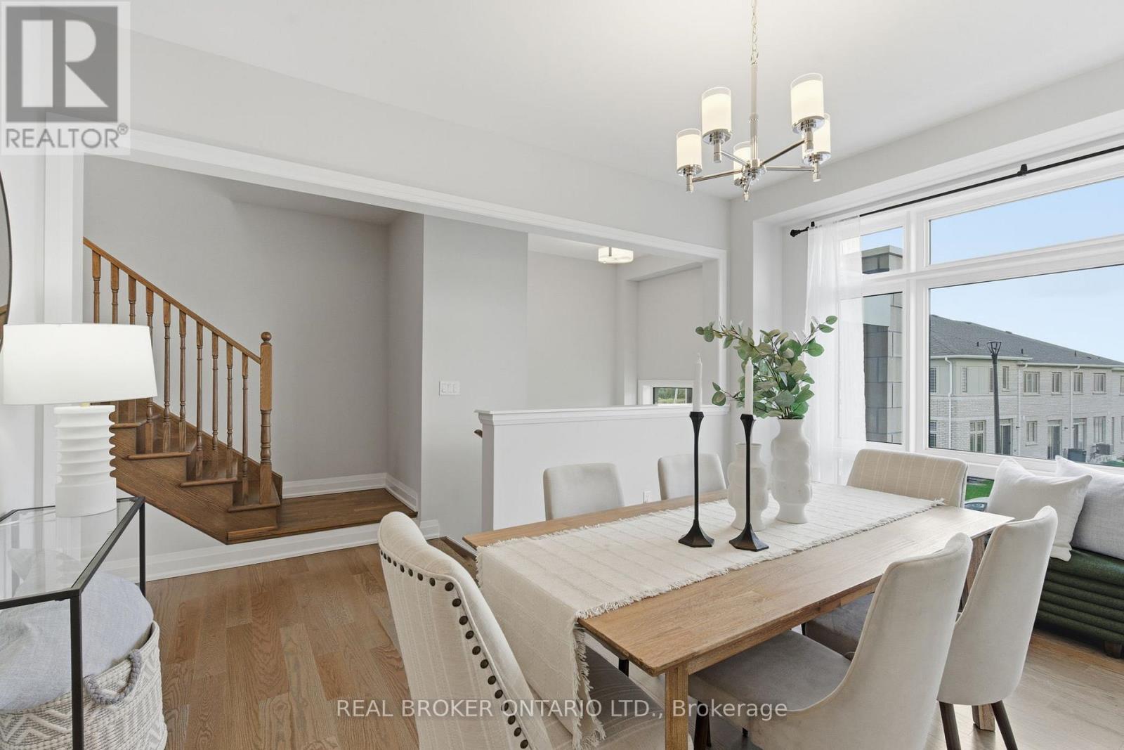 2825 Albatross Way, Pickering, Ontario  L1X 0P6 - Photo 10 - E12491998