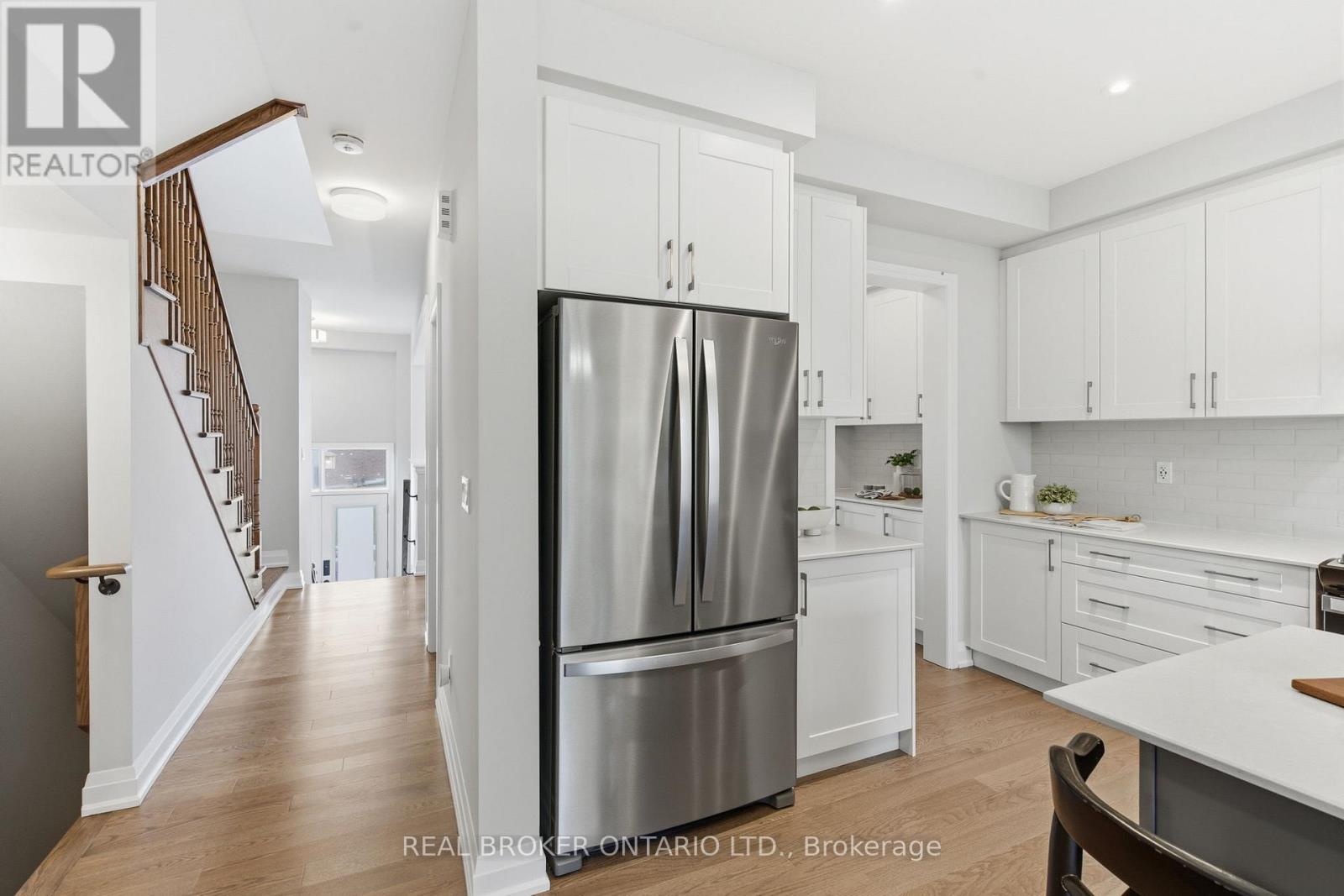 2825 Albatross Way, Pickering, Ontario  L1X 0P6 - Photo 16 - E12491998