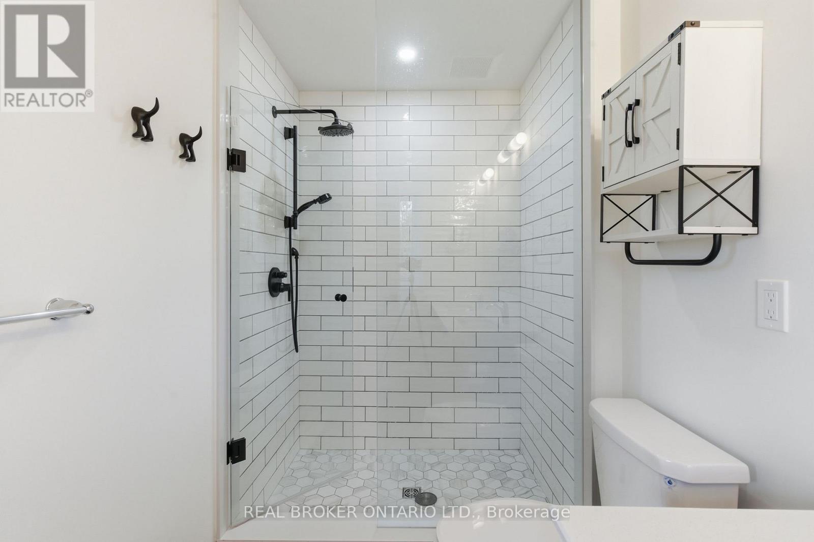 2825 Albatross Way, Pickering, Ontario  L1X 0P6 - Photo 27 - E12491998