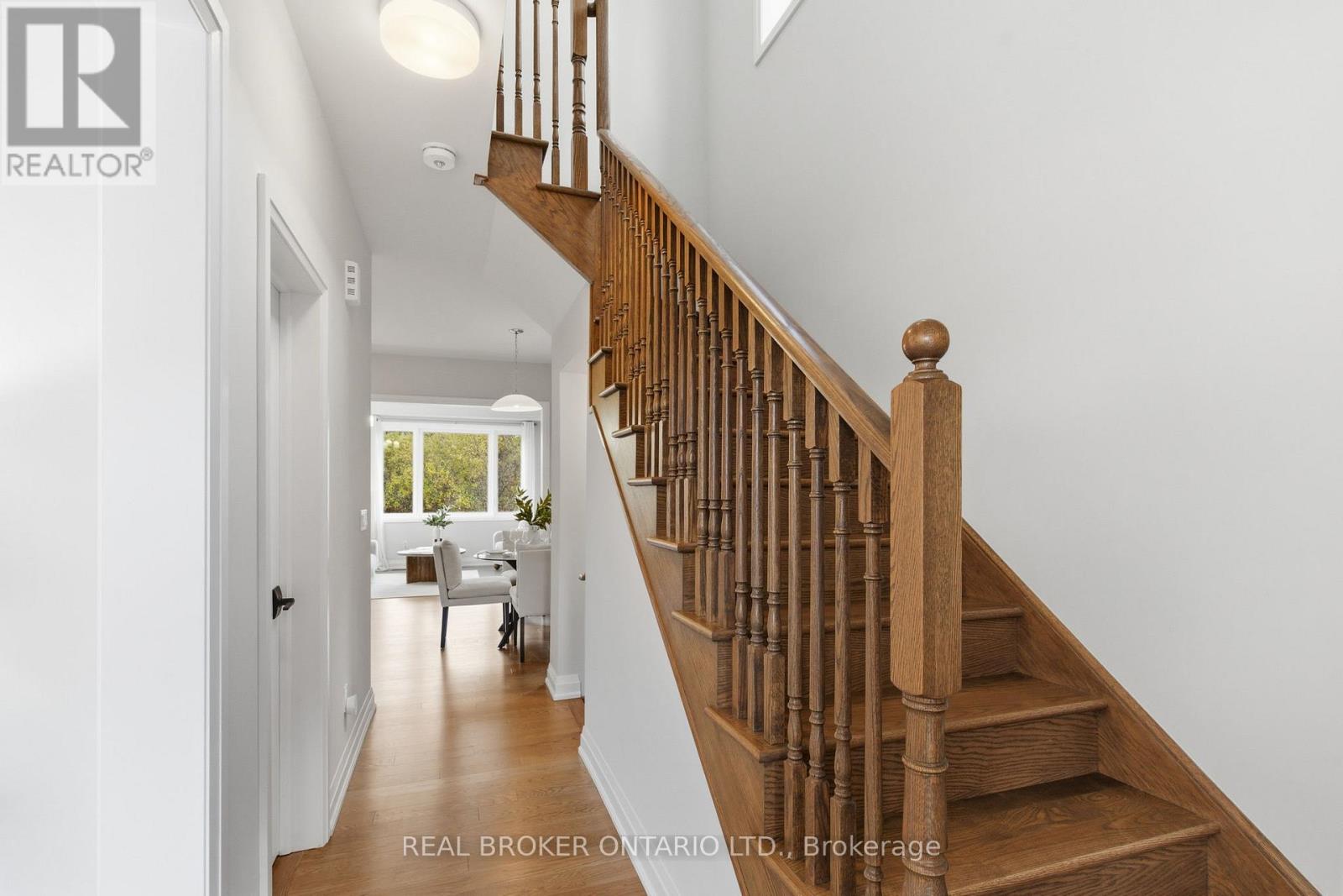 2825 Albatross Way, Pickering, Ontario  L1X 0P6 - Photo 6 - E12491998