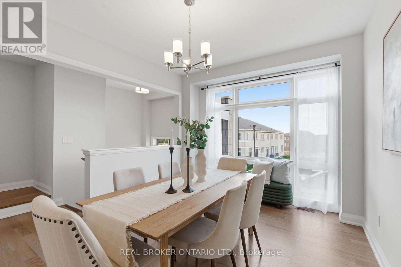 2825 Albatross Way, Pickering, Ontario  L1X 0P6 - Photo 8 - E12491998