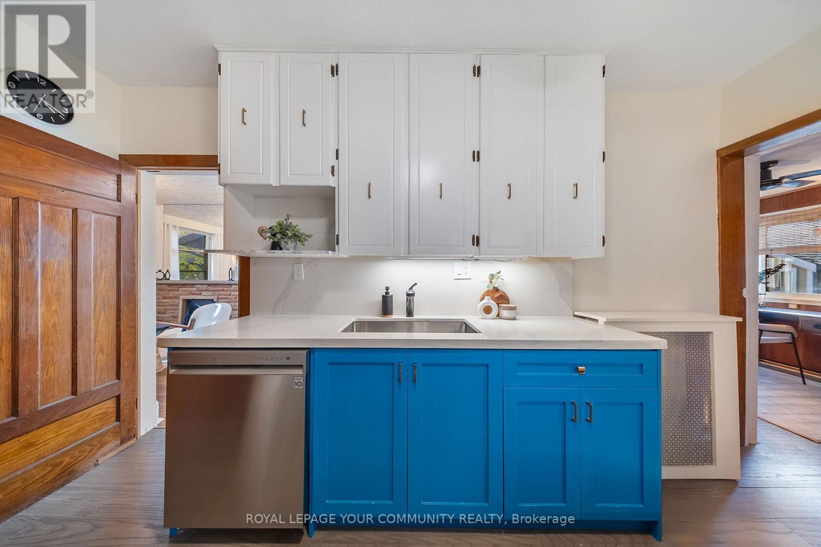 24 Patricia Drive, Toronto, Ontario  M4C 5K3 - Photo 16 - E12492006