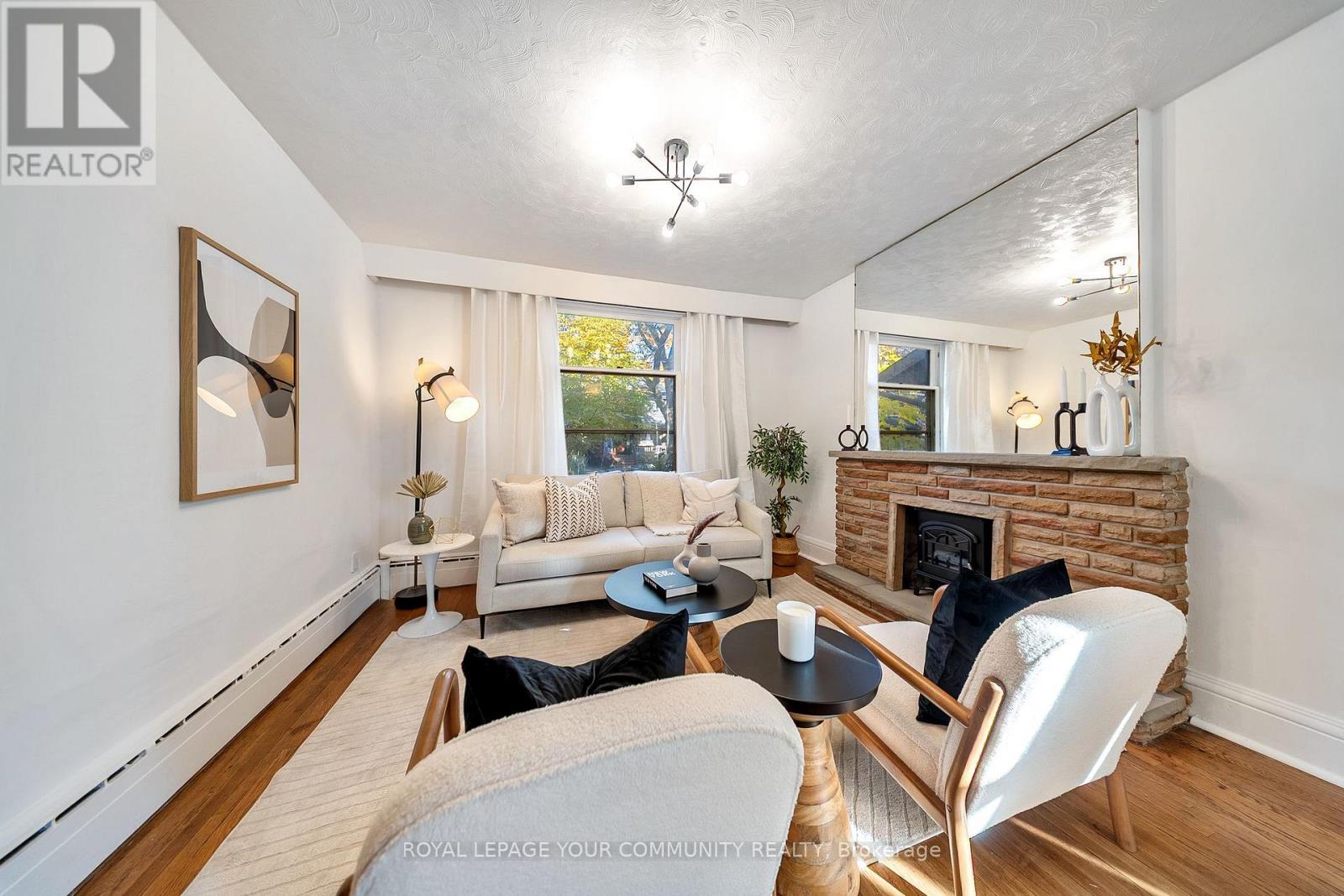 24 Patricia Drive, Toronto, Ontario  M4C 5K3 - Photo 5 - E12492006