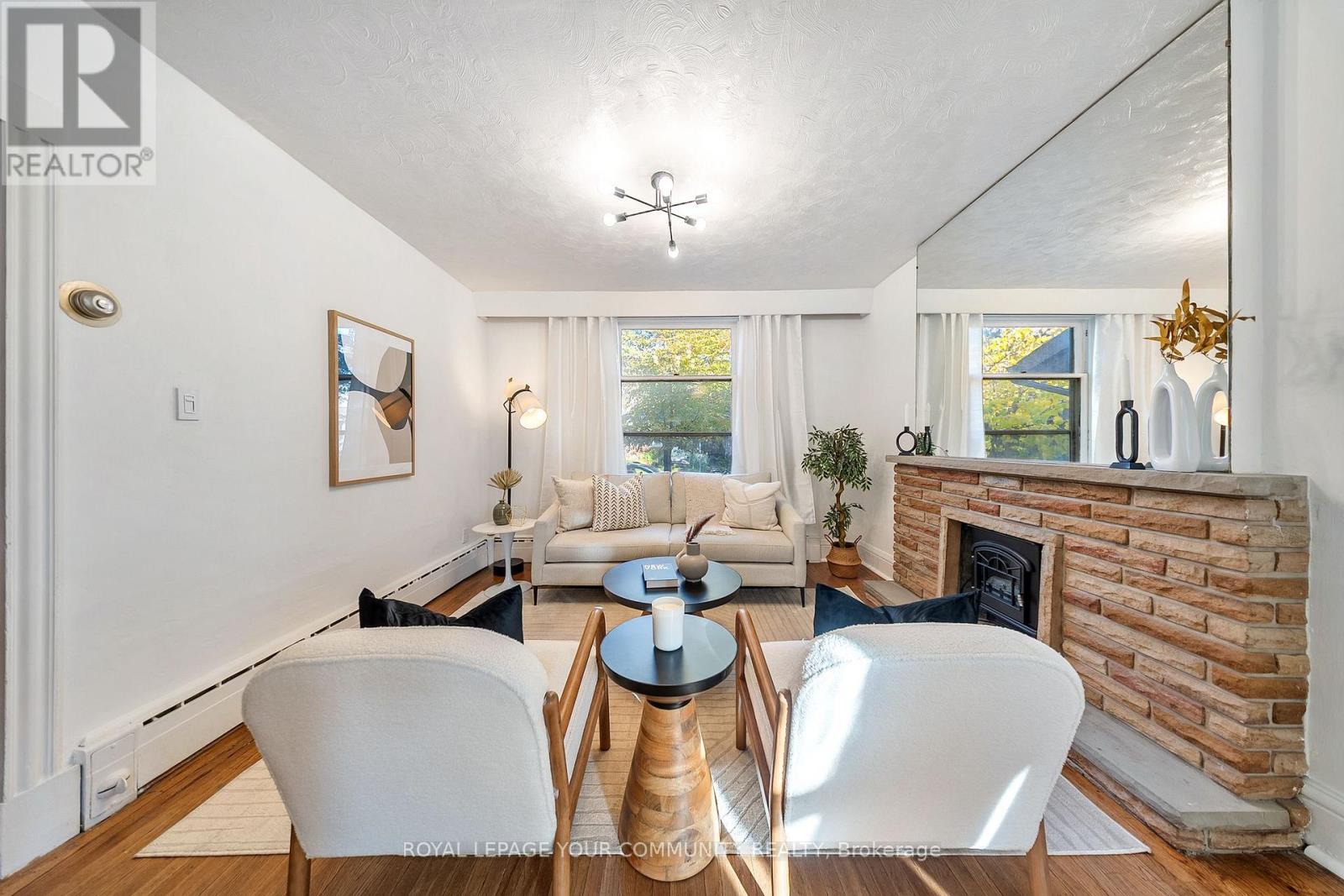 24 Patricia Drive, Toronto, Ontario  M4C 5K3 - Photo 6 - E12492006