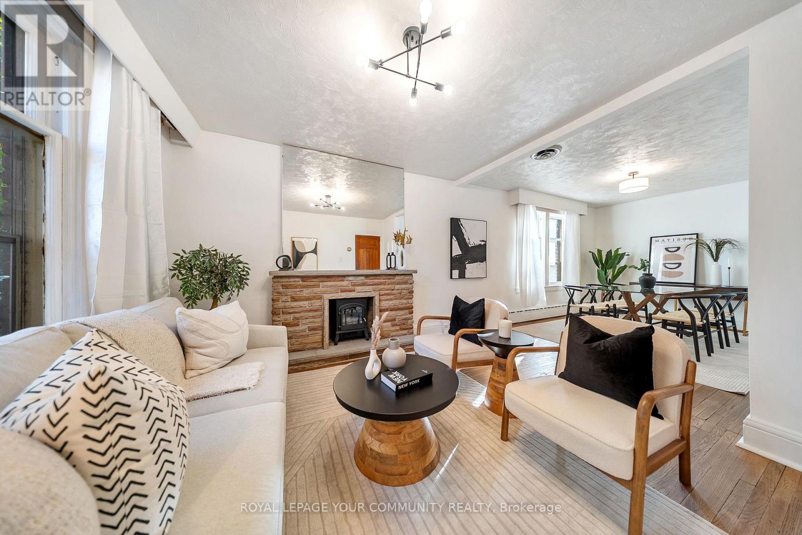 24 Patricia Drive, Toronto, Ontario  M4C 5K3 - Photo 9 - E12492006