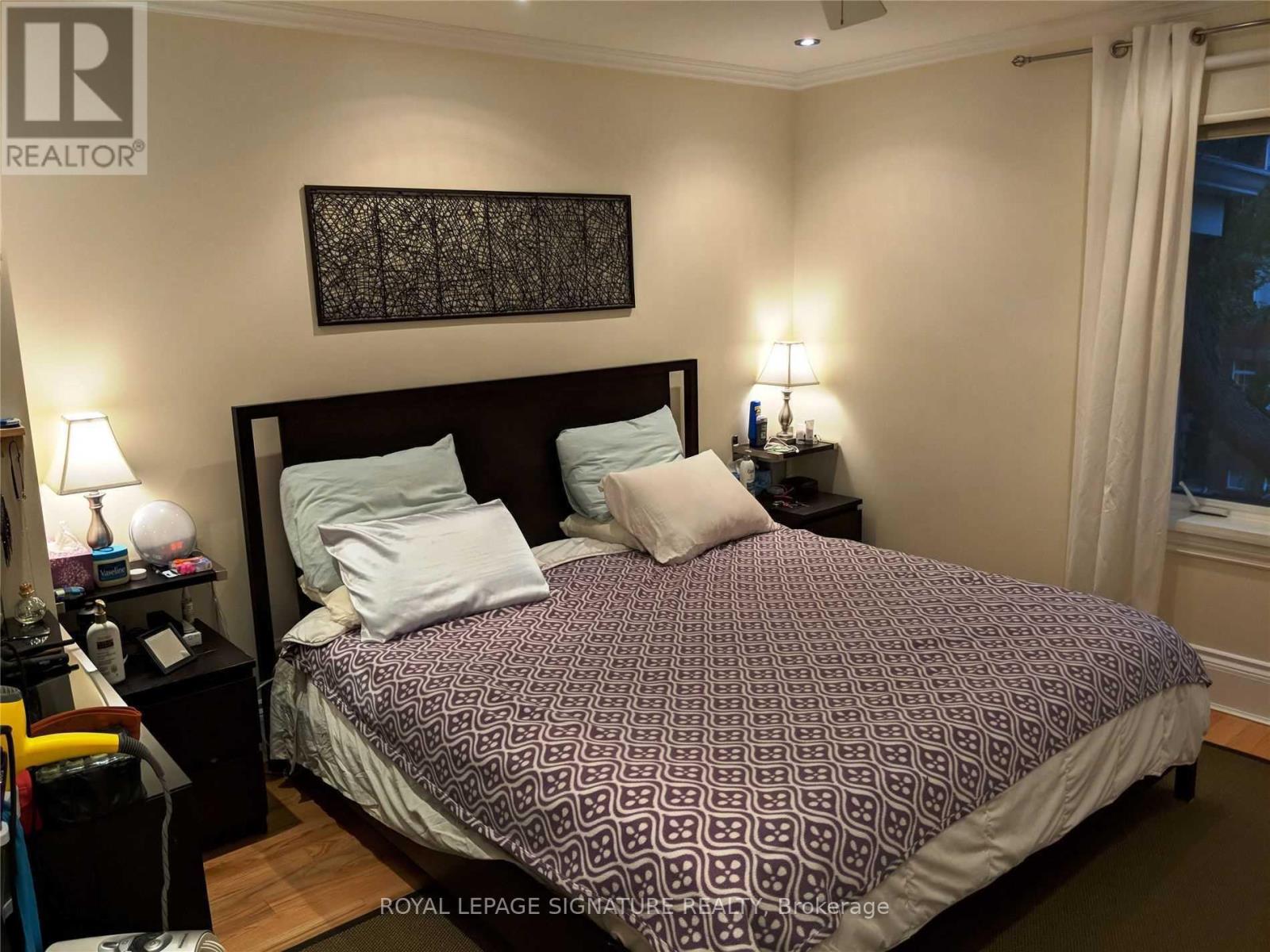 348 Logan Avenue, Toronto, Ontario  M4M 2N7 - Photo 10 - E12492062