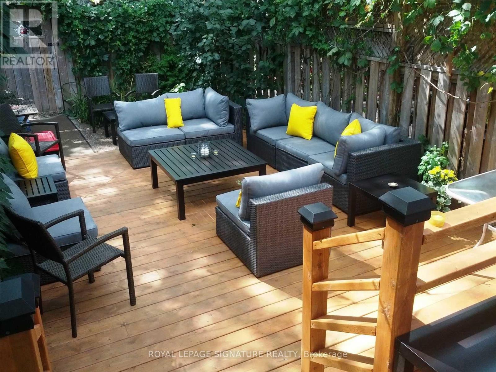 348 Logan Avenue, Toronto, Ontario  M4M 2N7 - Photo 18 - E12492062