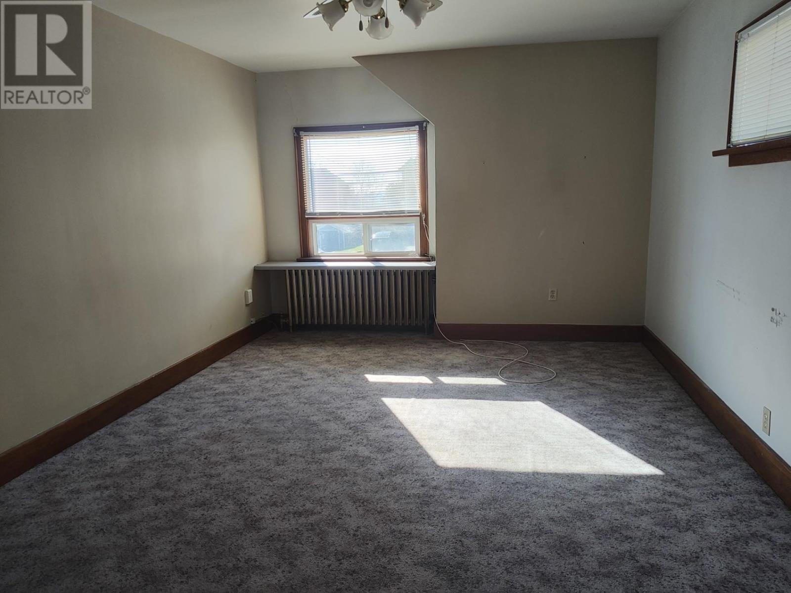 32 Carrie St, Thunder Bay, Ontario  P7A 4H8 - Photo 12 - TB253350