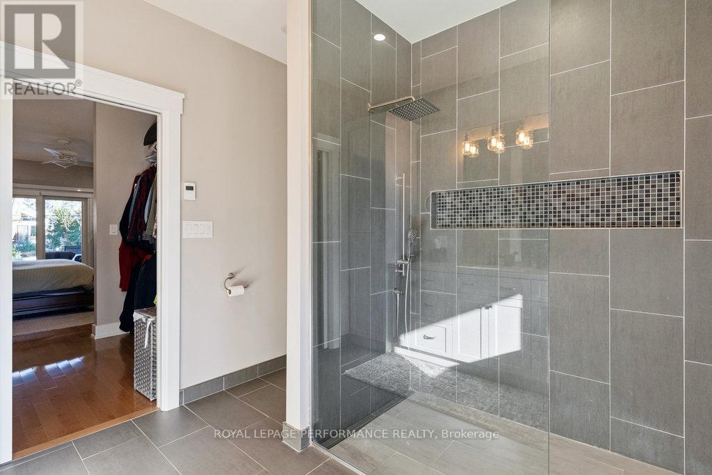 5 Melva Avenue, Ottawa, Ontario  K1T 3W9 - Photo 20 - X12492322