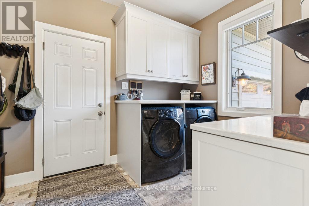 5 Melva Avenue, Ottawa, Ontario  K1T 3W9 - Photo 29 - X12492322