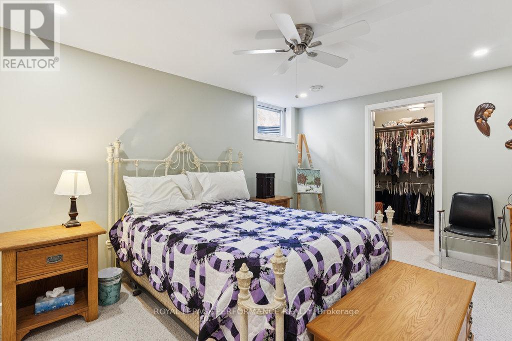 5 Melva Avenue, Ottawa, Ontario  K1T 3W9 - Photo 36 - X12492322