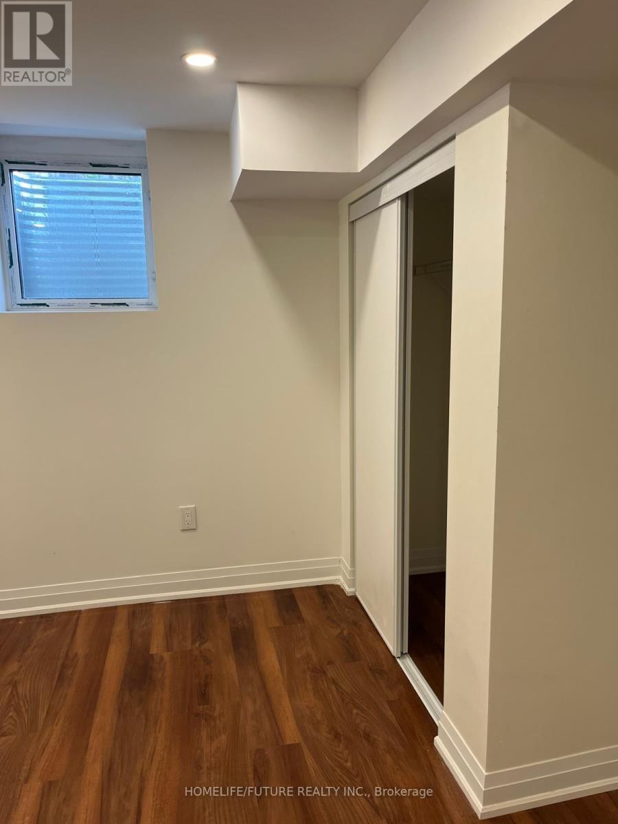 9 Chatterson Street, Whitby, Ontario  L9G 1B6 - Photo 8 - E12489060