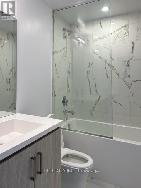 521 - 60 Honeycrisp Crescent, Vaughan, Ontario  L4K 0N5 - Photo 10 - N12491968