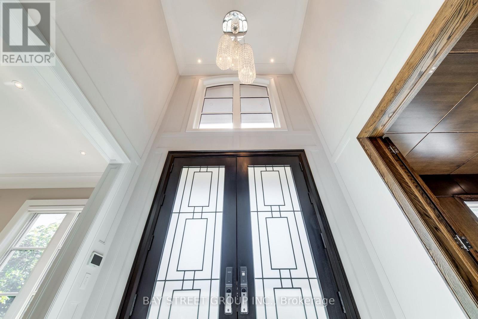 38 Kirk Drive, Markham, Ontario  L3T 3L1 - Photo 6 - N12492016