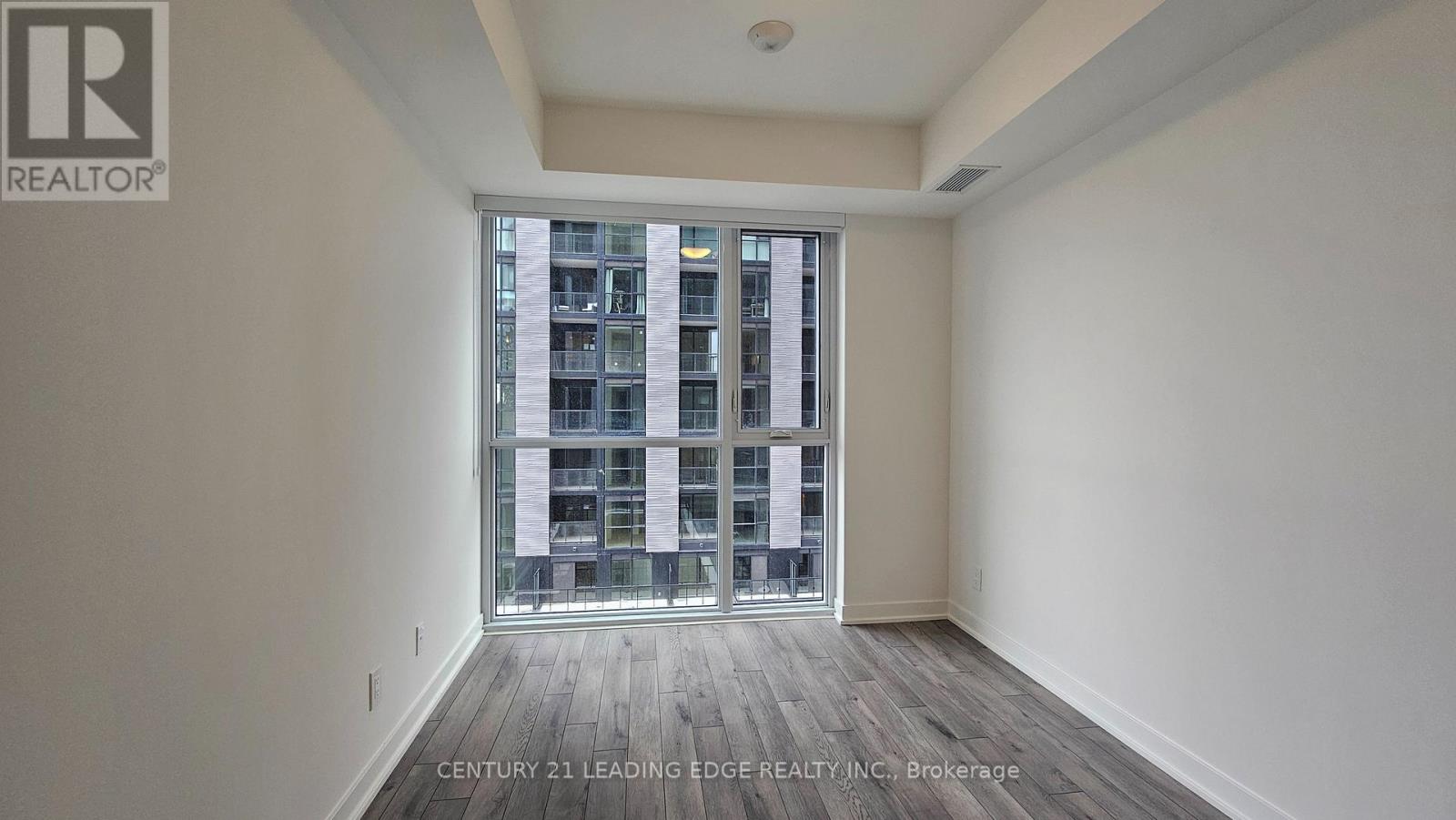 610 - 3071 Trafalgar Road, Oakville, Ontario  L6H 7E3 - Photo 8 - W12486662