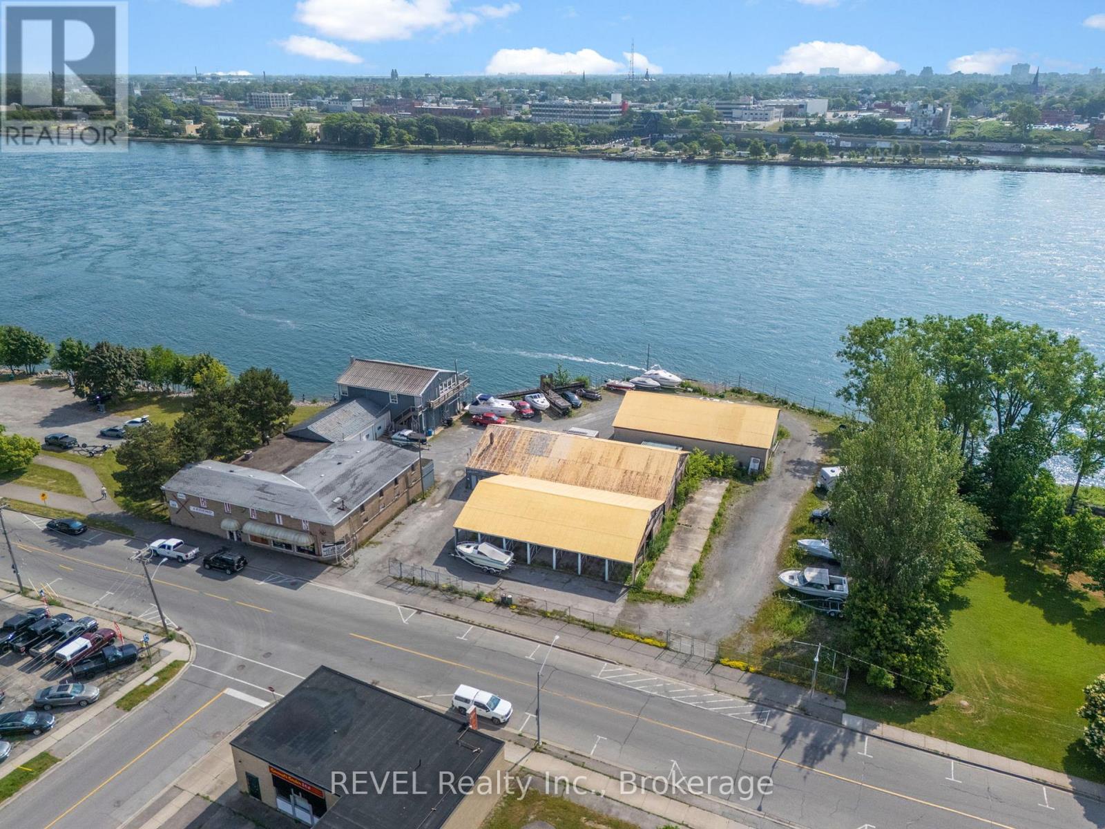 Unit 2 - 162 Niagara Boulevard, Fort Erie, Ontario  L2A 3G3 - Photo 9 - X12492208