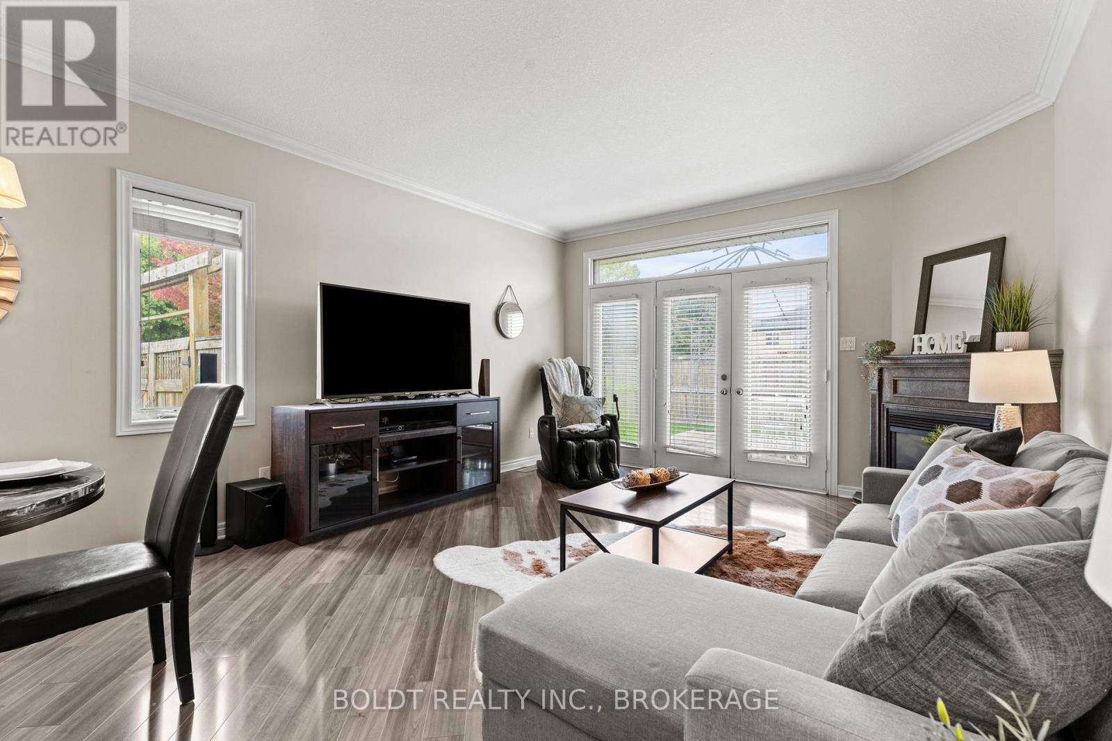 8 Willowlanding Court, Welland (N. Welland), Ontario  L3C 7L7 - Photo 15 - X12492214