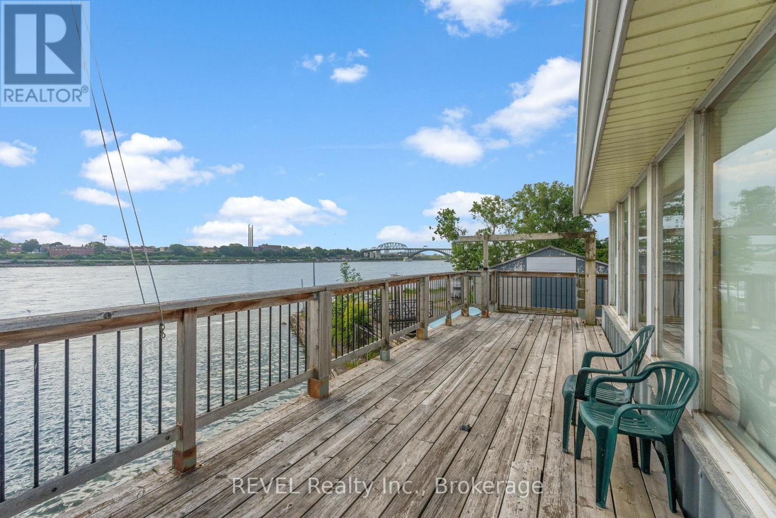 162 Niagara Boulevard, Fort Erie (Central), Ontario  L2A 3G3 - Photo 20 - X12492218