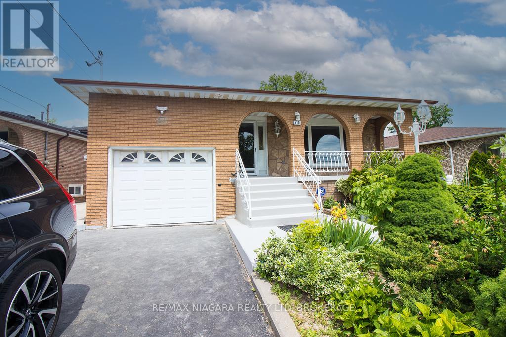 Main - 510 Queen Victoria Drive, Hamilton (Quinndale), Ontario  L8W 1G9 - Photo 1 - X12492276