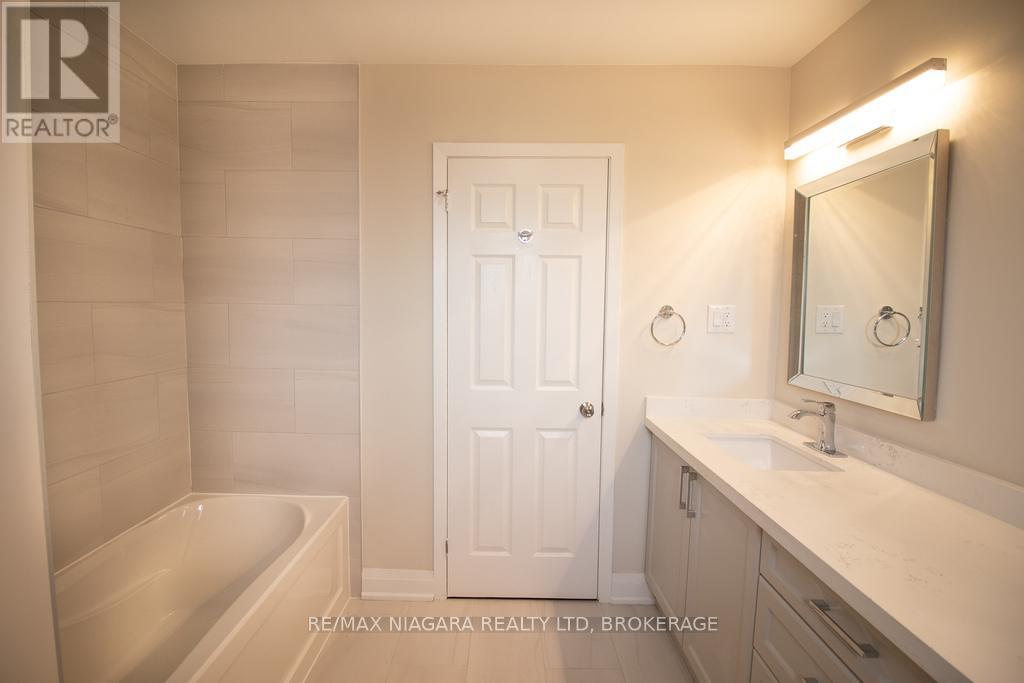 Main - 510 Queen Victoria Drive, Hamilton (Quinndale), Ontario  L8W 1G9 - Photo 16 - X12492276