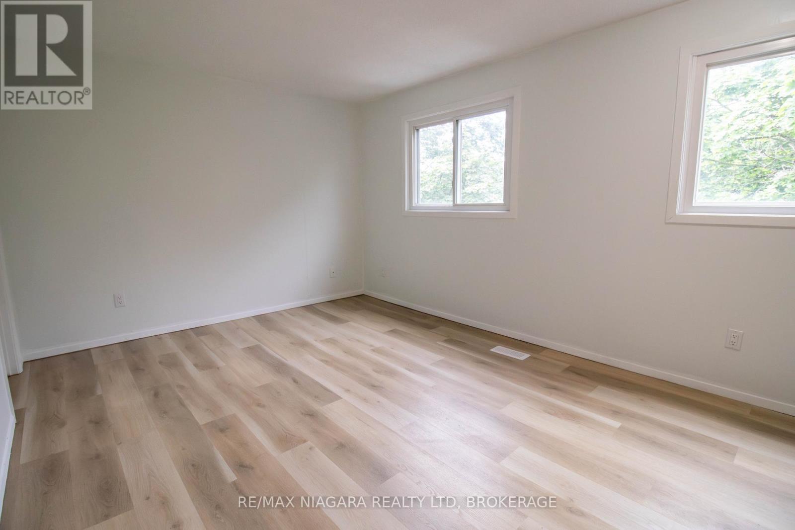 225 - 195 Denistoun Street, Welland, Ontario  L3C 6J6 - Photo 15 - X12492278