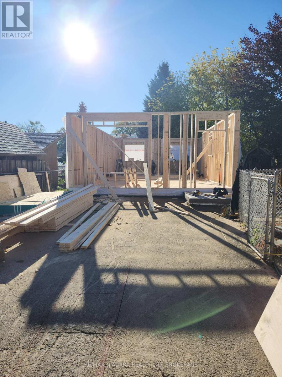 225 - 195 Denistoun Street, Welland, Ontario  L3C 6J6 - Photo 20 - X12492278