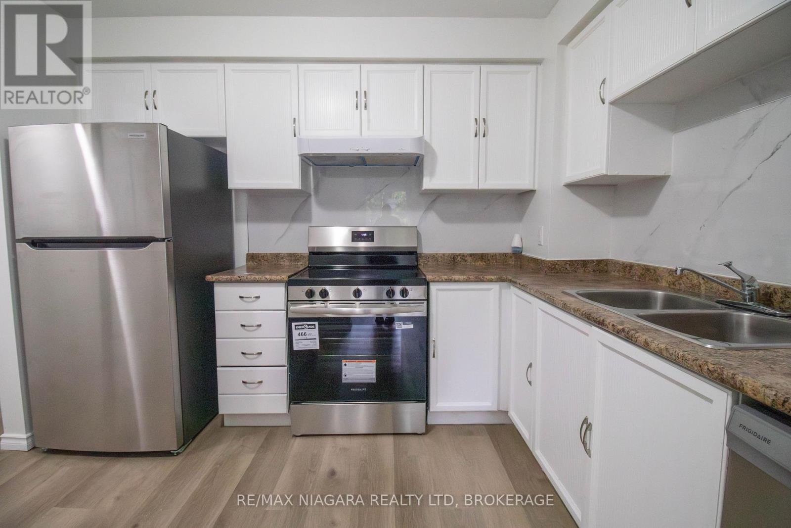 225 - 195 Denistoun Street, Welland, Ontario  L3C 6J6 - Photo 7 - X12492278