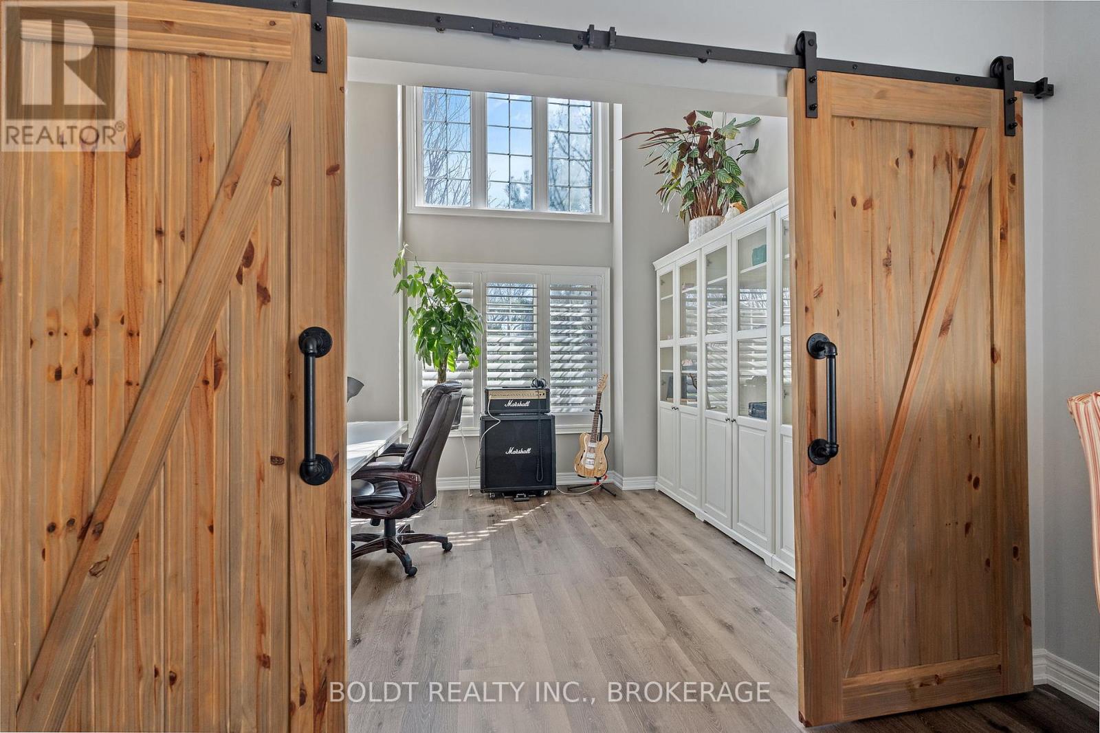 8114 Windsong Drive, Niagara Falls, Ontario  L2H 3M4 - Photo 11 - X12492304