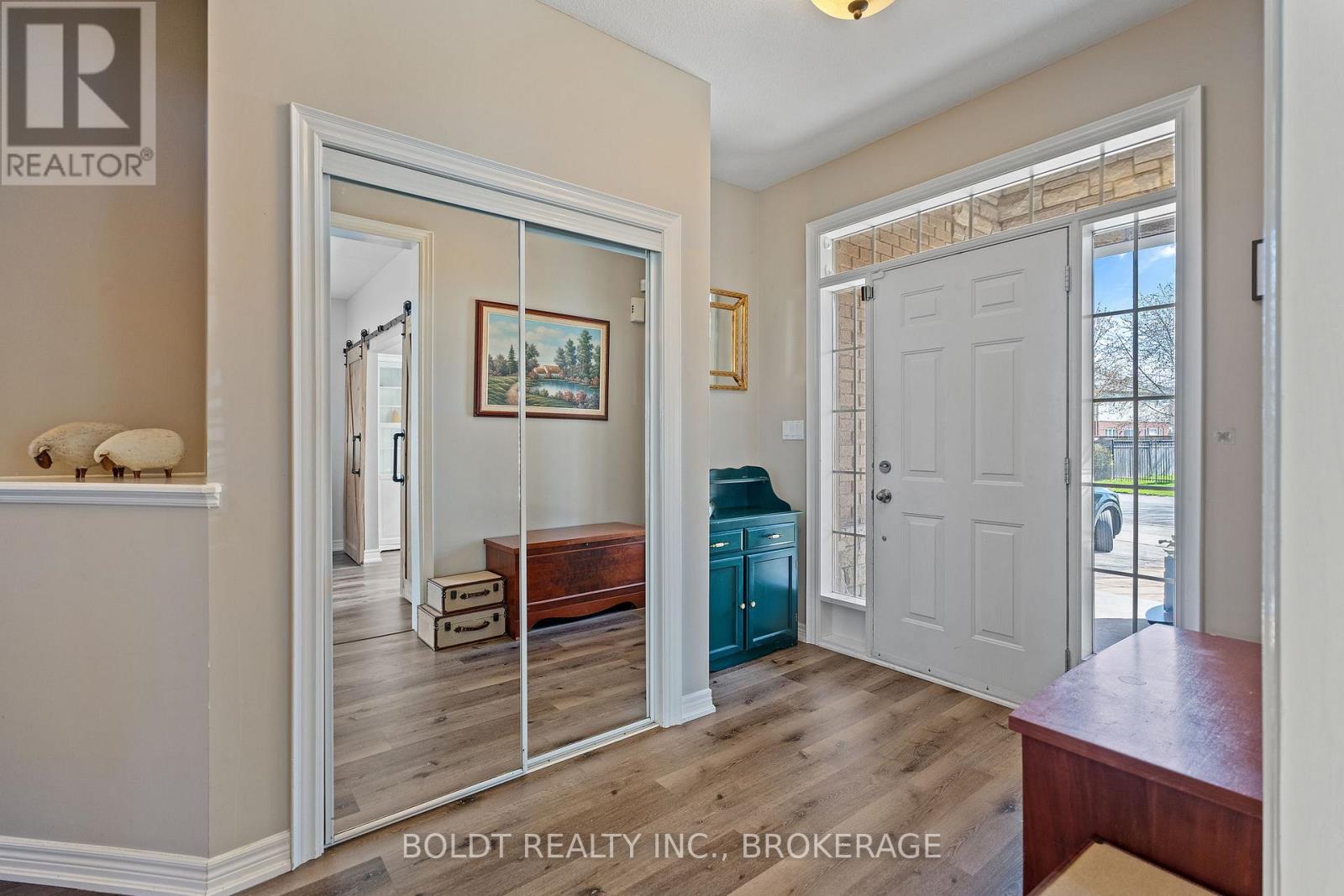 8114 Windsong Drive, Niagara Falls, Ontario  L2H 3M4 - Photo 13 - X12492304